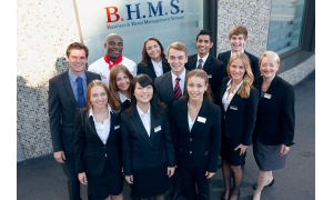 Hội thảo du học Thụy Sĩ 2017: BHMS và cơ hội thực tập hưởng lương quốc tế