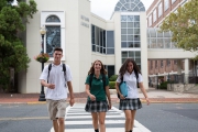 Học THPT tại trường Red Bank Catholic Highschool (Amerigo New Jersey)
