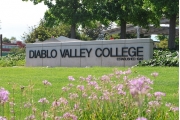 Du học Mỹ trường Diablo Valley College với chi phí rẻ
