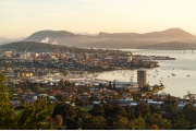 Chương trình học bổng KHỦNG lên đến 100% tại Đại học Tasmania (UTAS) nước Úc