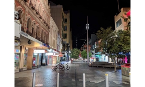 Thành phố Adelaide có thực sự an toàn khi về đêm?