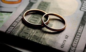 Nhiều du học sinh Việt chi đến 60.000 USD để định cư nước ngoài bằng việc “kết hôn giả”