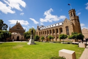 University Senior College - Trường trung học uy tín tại Adelaide, Úc