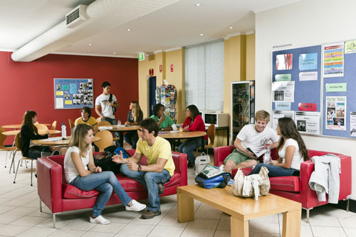 Café du học: Dự bị Đại học tại Anh, Úc, NewZealand